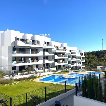 Impresionante Y Soleado Zona De Golf Apartment